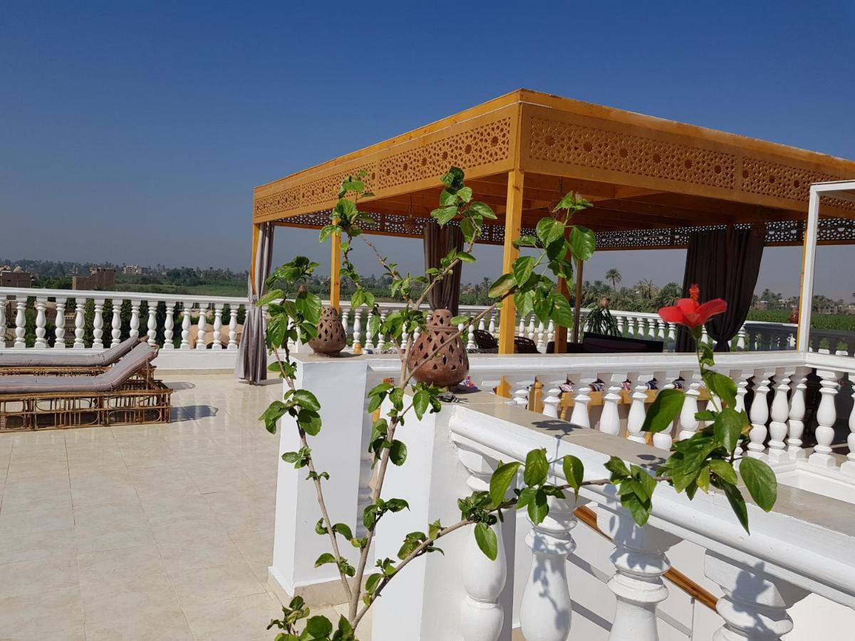 Luxor Vip Apartments Bagian luar foto