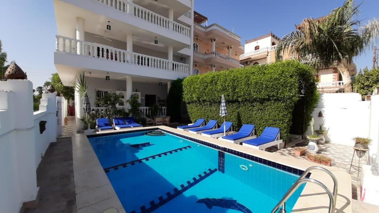 Luxor Vip Apartments Bagian luar foto