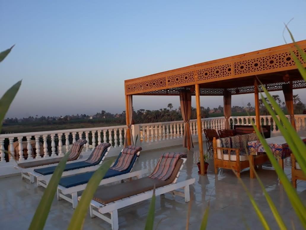 Luxor Vip Apartments Bagian luar foto