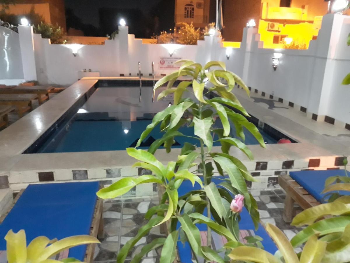 Luxor Vip Apartments Bagian luar foto